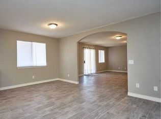 129 Gardner Pl, Saint Charles, MO