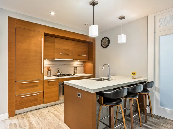 529 West 42nd Street image 3 of 6