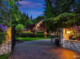 20015 NE 85th St, Redmond, WA
