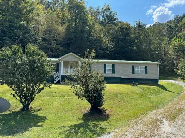 70 Spruce Pine Rd, Woollum, KY 40906