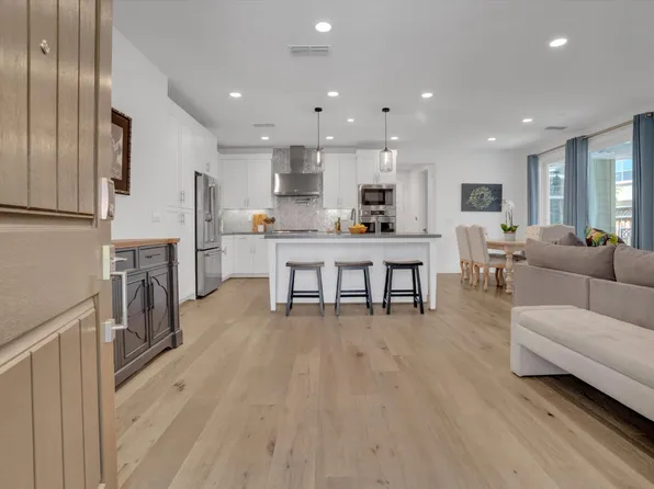 7014 Calistoga Ln, Dublin, CA 94568