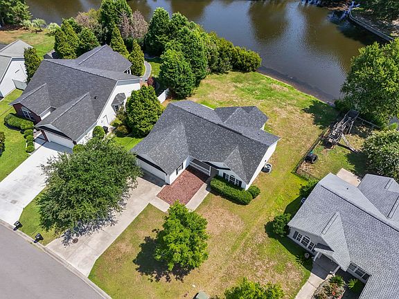3rd image of 1372 Gailard Dr.