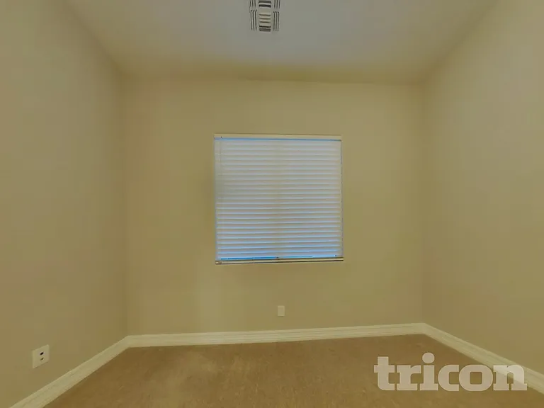 2467 N 149th Ln — Photo 9
