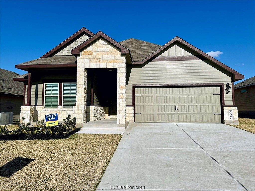 607 Davy St, Brenham, TX 77833 MLS 24003379 Zillow