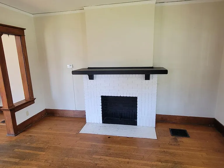 31 E Norman Ave — Photo 5