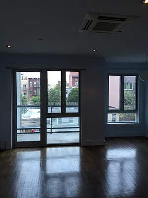 Rented by Flatiron Real Estate Advisors LLC | media 27