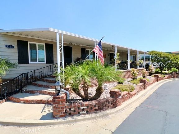 2nd image of 2201 Lake Side Dr #99