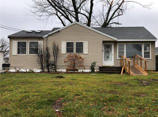 804 15th St SW, Cedar Rapids, IA 52404