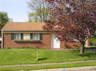 309 Magnolia Ln, Fairborn, OH 45324