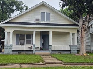 724 E Moses St, Cushing, OK 74023