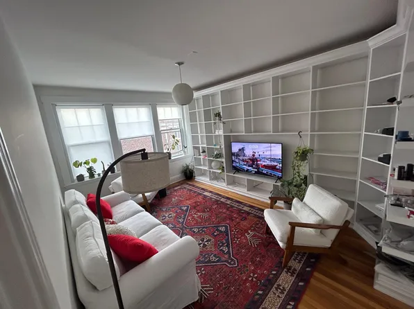 333A Harvard St #8A, Cambridge, MA 02139