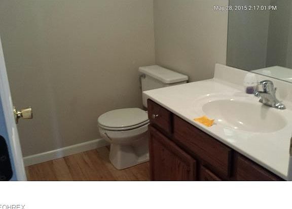 3rd image of 217 S Crestview Dr