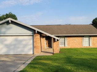 853 Sharp St, Bridge City, TX 77611