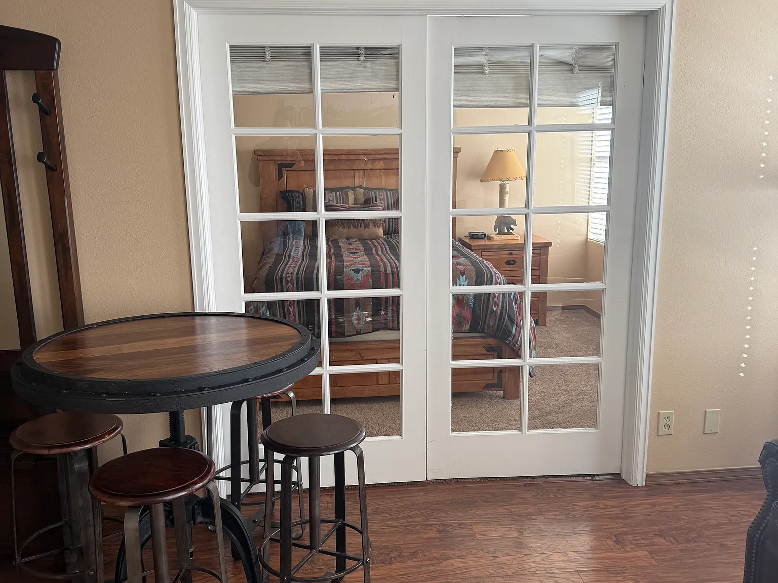 2 bed, 1.5 bath, 980 sqft, $3,200 — Photo 4