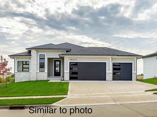 16616 Deerview Dr, Urbandale, IA 50323