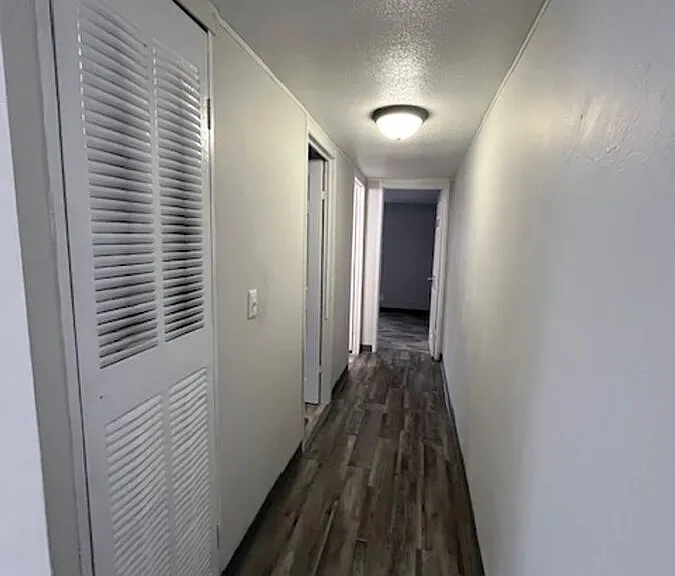 603 E Mills Dr — Photo 10