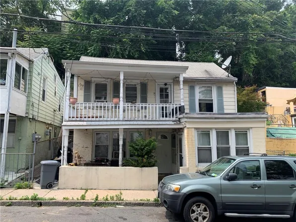 21 Aqueduct Street, Ossining, NY 10562