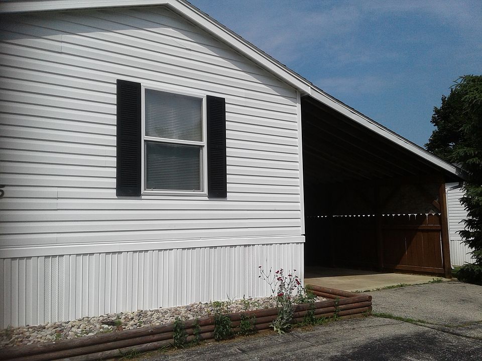 Concrete carport 