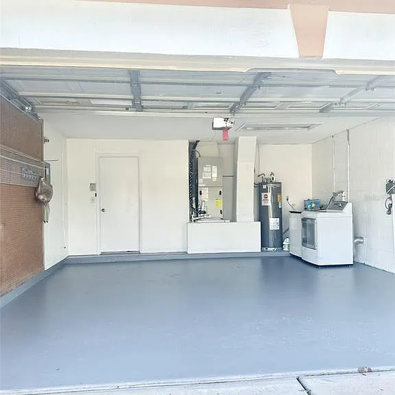 9419 Chandon Dr — Photo 18