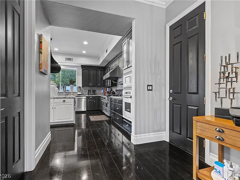 10212 Stone Briar Ct — Photo 42