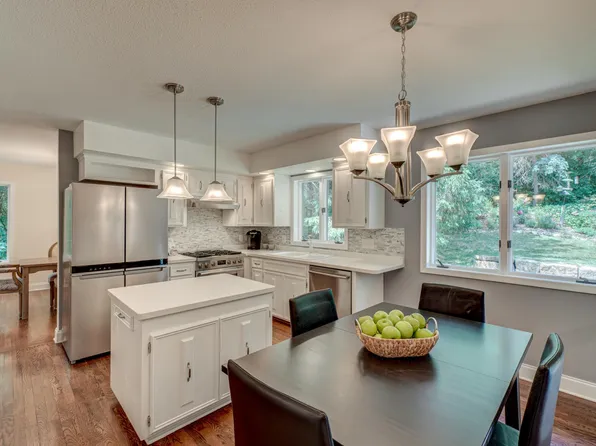 99 W Pleasant Lake Rd, North Oaks, MN 55127