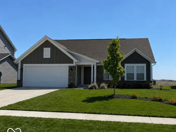 6297 Woodhaven Dr, McCordsville, IN 46055