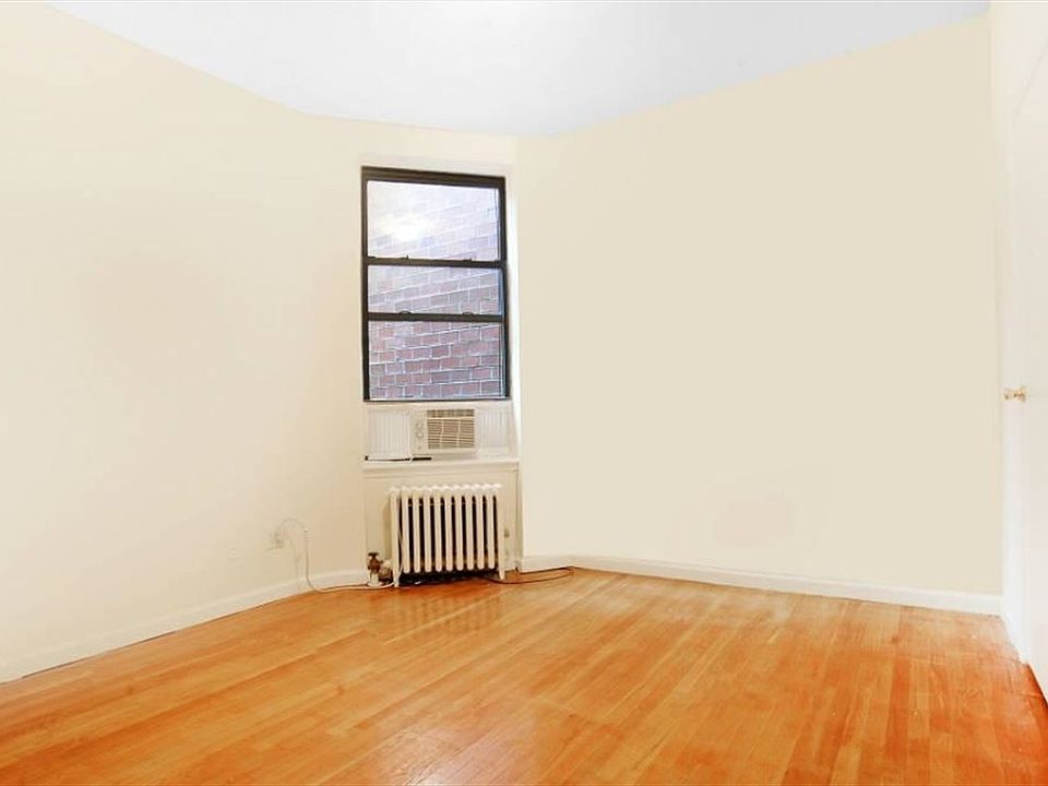 2nd image of 422 E 58th St APT 6A