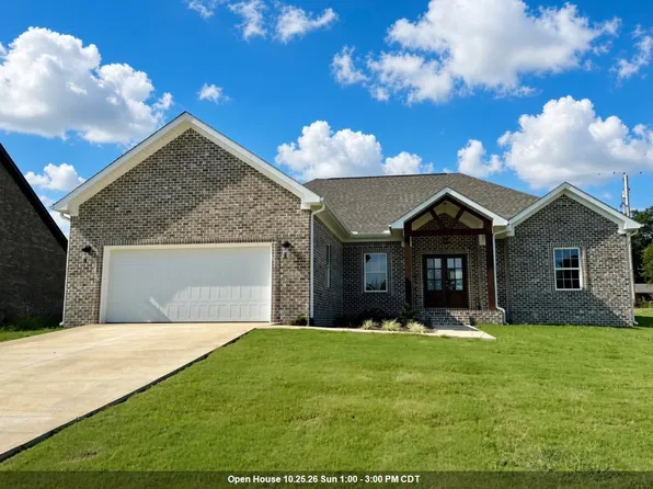 805 Michigan Ave, Muscle Shoals, AL 35661