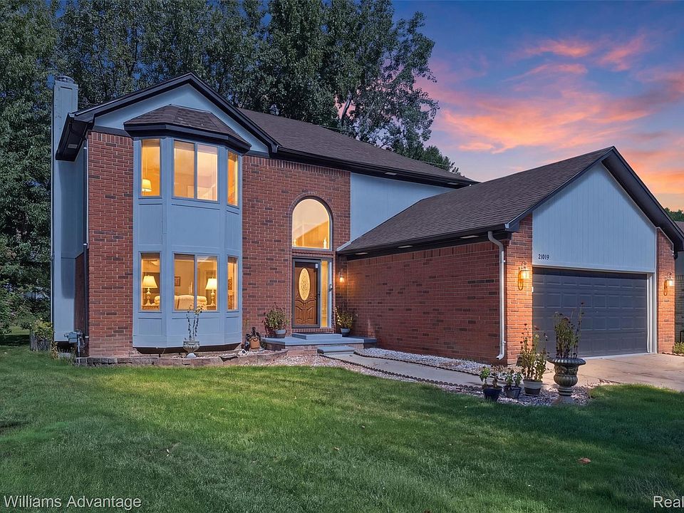 1st image of 21019 Birchwood Ln
