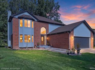 21019 Birchwood Ln, Macomb, MI 48044