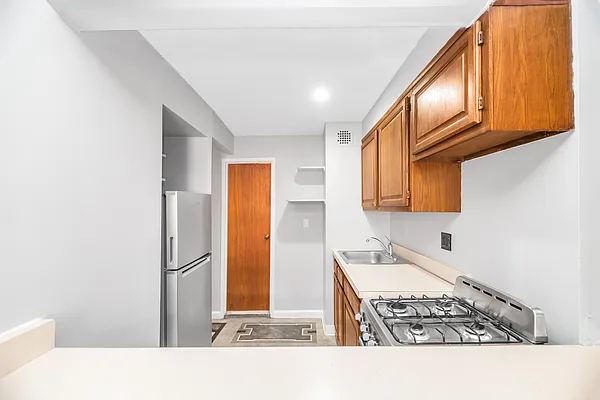 Rented by REAL New York | media 12