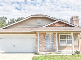 109 Joyce Ln, Victoria, TX 77901