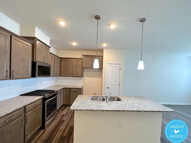 17 Whitesell Way #1 — Photo 6