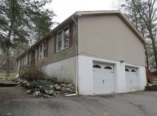 358 Wagon Wheel Rd, Montague, NJ 07827