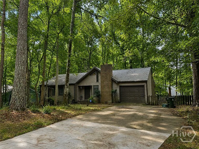 110 Flannigans Pl — Photo 1