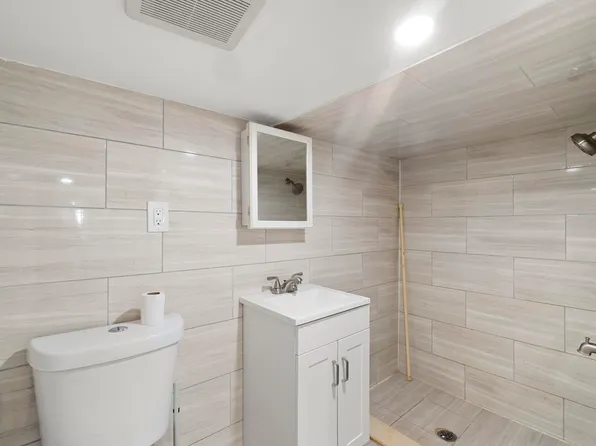 151 Stevens Avenue image 19 of 24