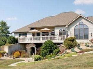 1905 N 2525 East Rd, Moweaqua, IL 62550