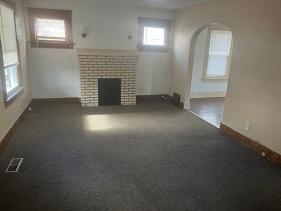 2nd image of 1219 Oby Pl NW