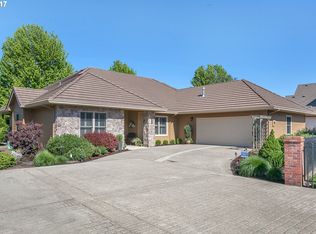 2775 Hazelnut Dr, Woodburn, OR