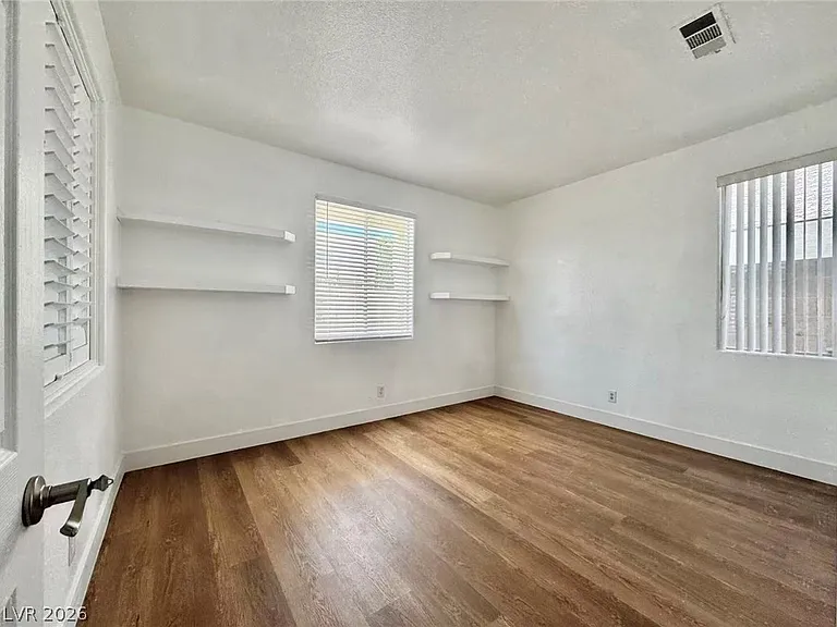 3829 Climbing Rose St — Photo 27
