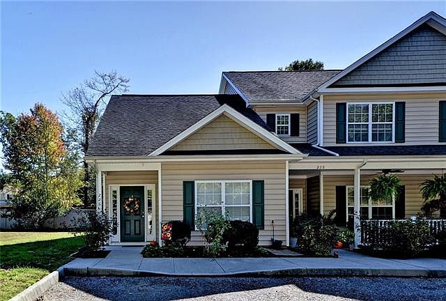 1st image of 226 Patriots Village Dr