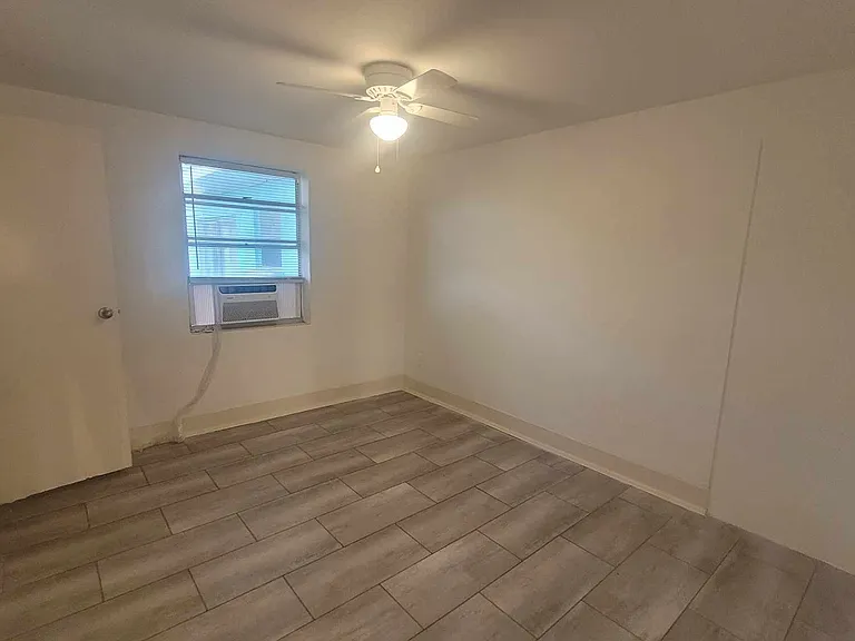 3166 La Paloma Ave #S — Photo 7