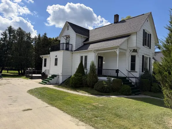 212 W South St, Bad Axe, MI 48413