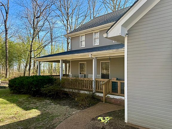 2nd image of 2922 Kell Rd