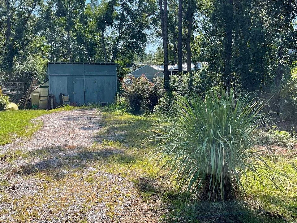 1st image of 572 Escambia Loop