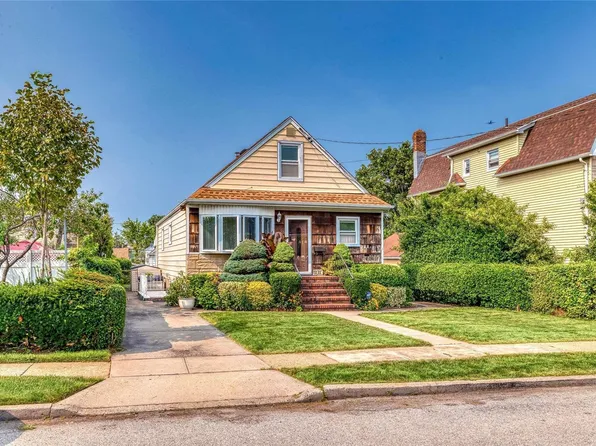 1446 Surprise Street, Elmont, NY 11003