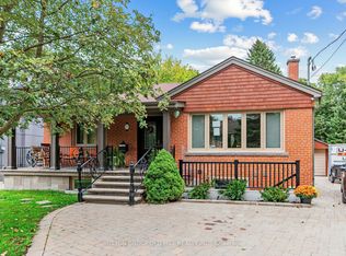 9 Westbank Cres, Toronto, ON M9P 1S4