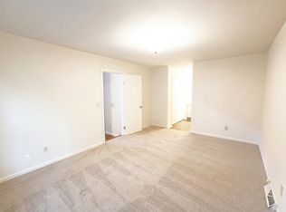 1518 Kestrel Way, Brandon, FL 33511