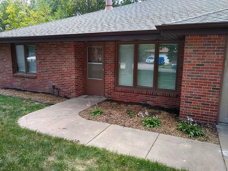 3409 Allendale Dr — Photo 4