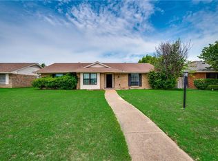 7617 Indian Ridge Trl, Dallas, TX 75232